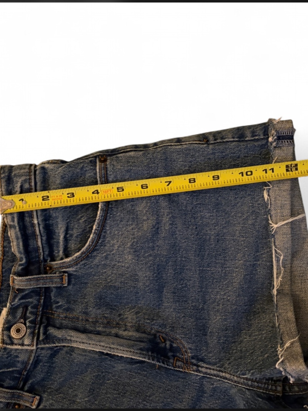 Abercrombie & Fitch the Rise Mom Short High Rise - Picture 4 of 5